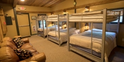 2018-Big-Dawg's-House-Beds
