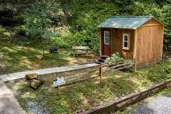 Wolf's Den Sleeps 2